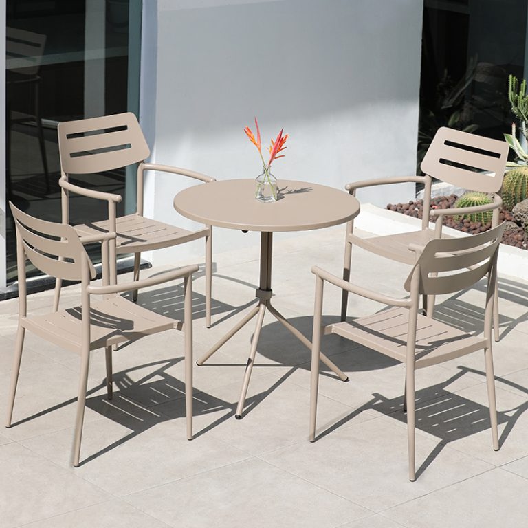 Outdoor leisure tables and chairs