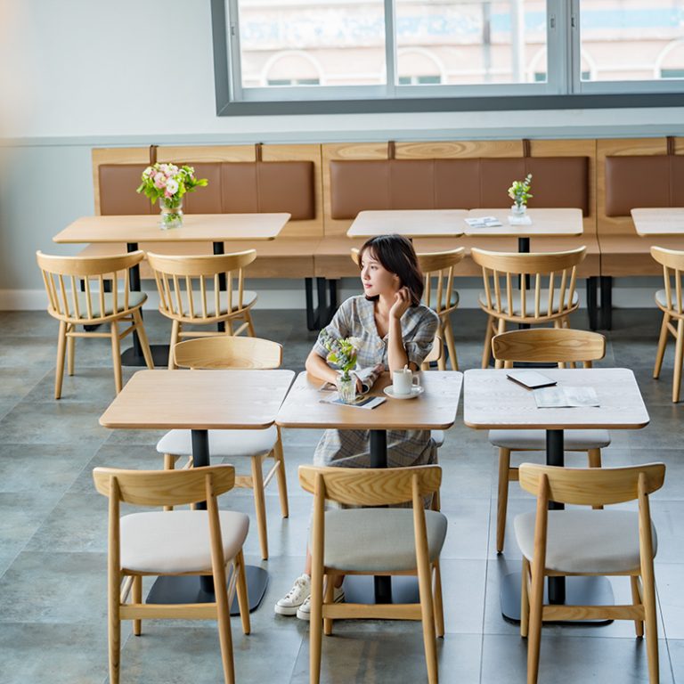 Fast food restaurant dessert shop hamburger table and chairs